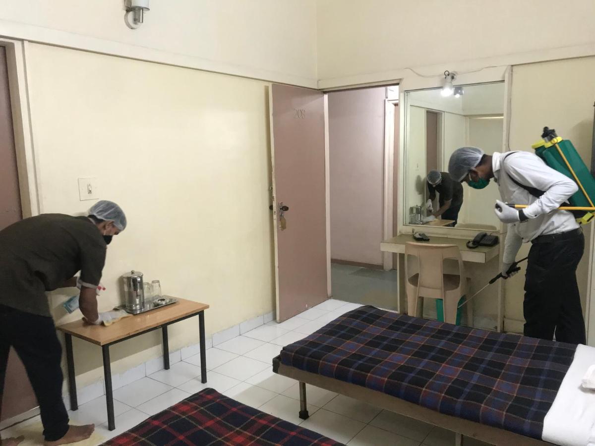 Maurya Residency Hotel ปูเน่ ภายนอก รูปภาพ