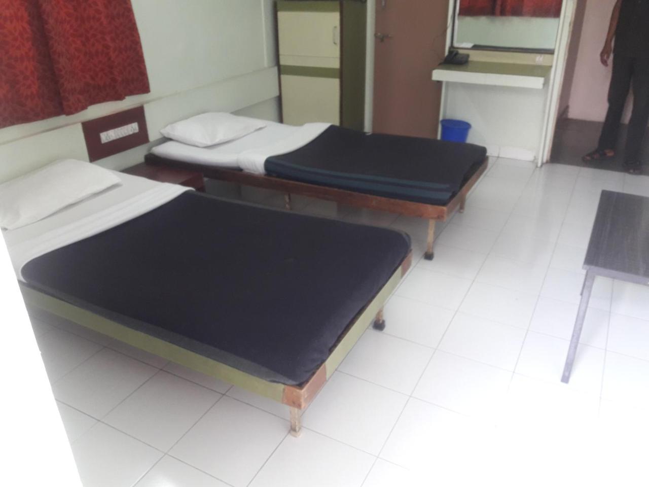 Maurya Residency Hotel ปูเน่ ภายนอก รูปภาพ